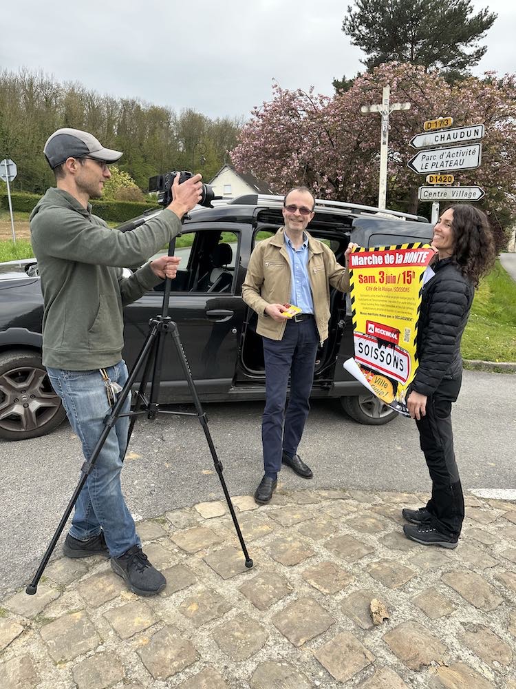 On location in Courmelles, France